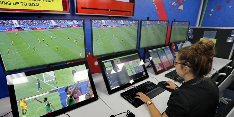 Những hoạt động của VAR tại World Cup  