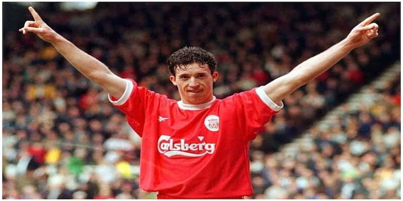 Cầu thủ Robbie Fowler